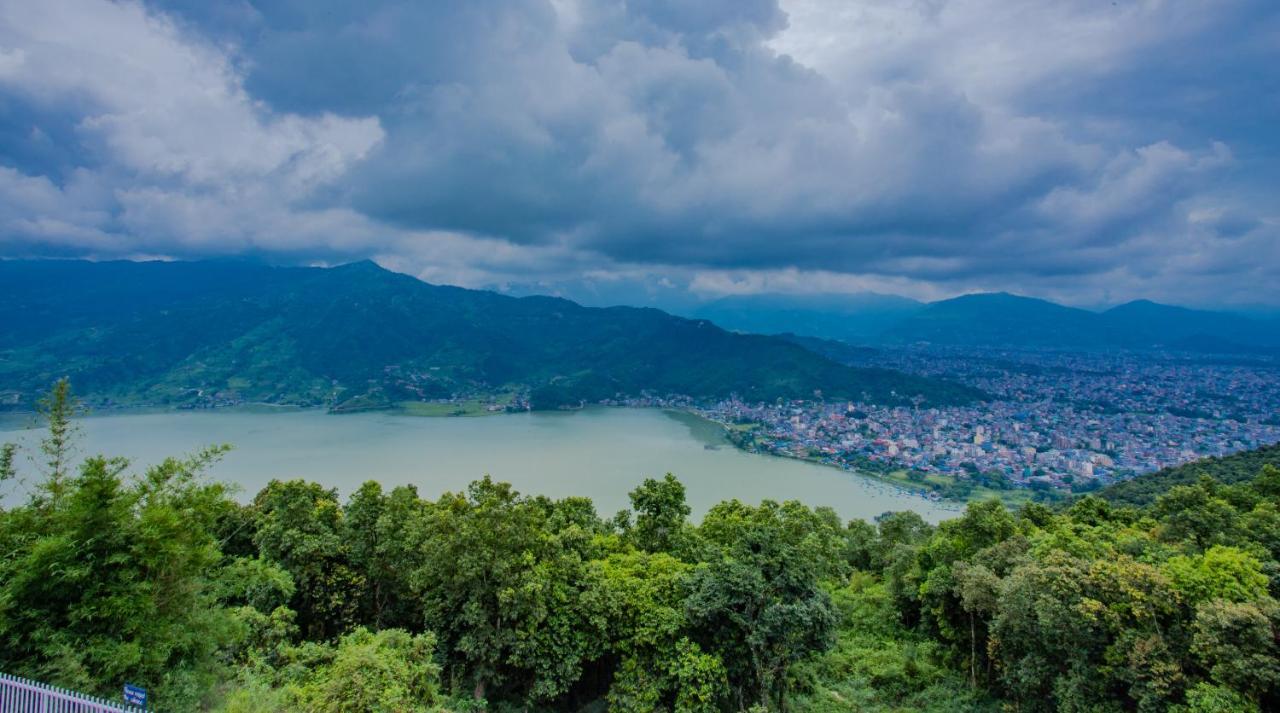 Silver Sky Hotel Pokhara Kültér fotó