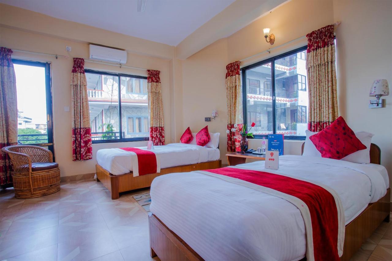 Silver Sky Hotel Pokhara Kültér fotó